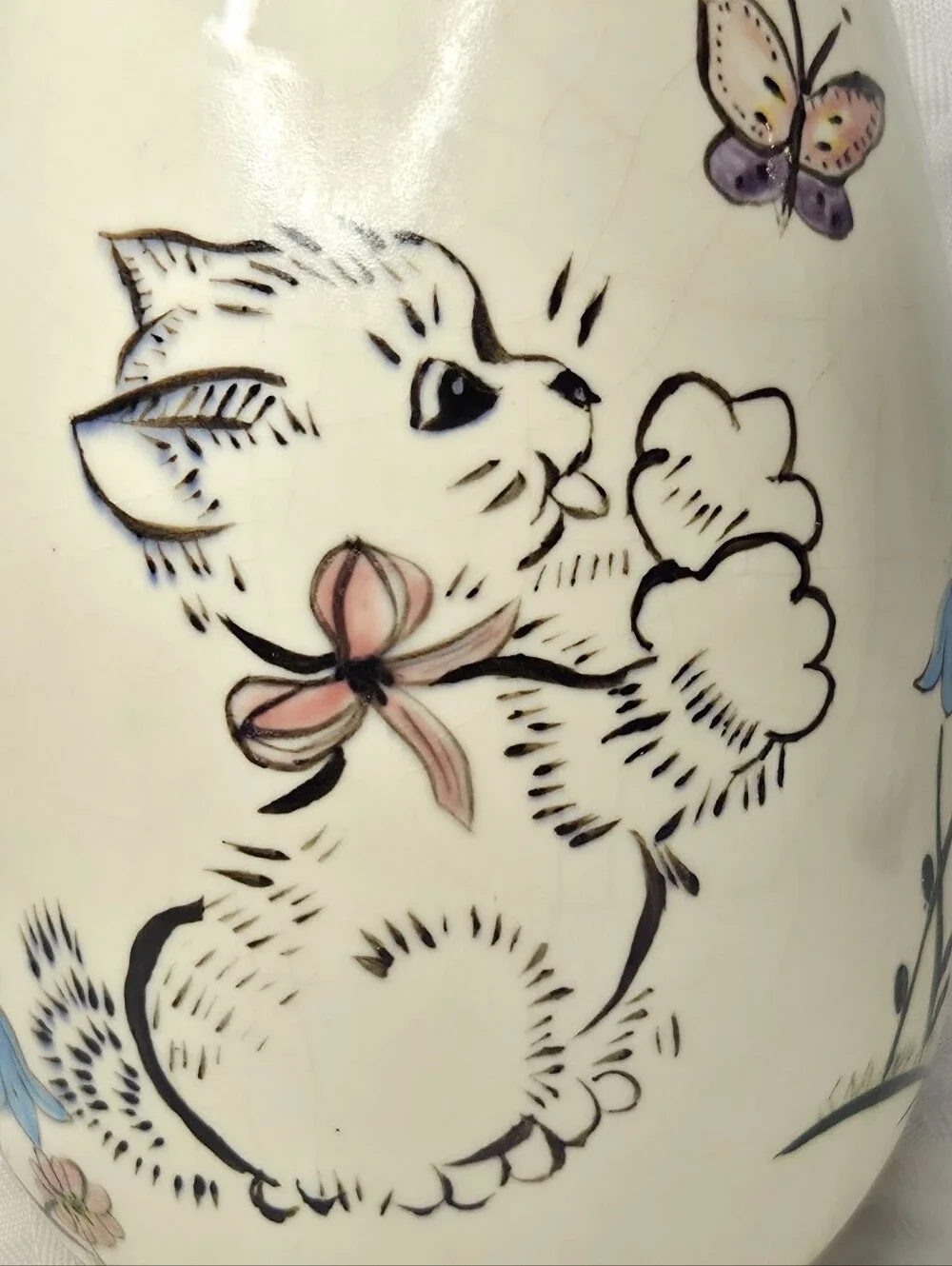 Vintage Holland Mold Hand Painted Kitty Cat Ceramic Vase Butterfly Bluebird